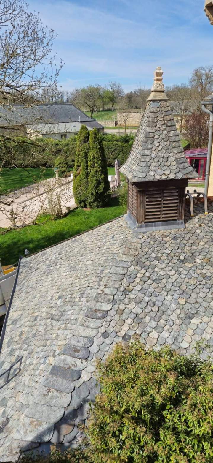 Toiture en ardoise naturelle Rodez