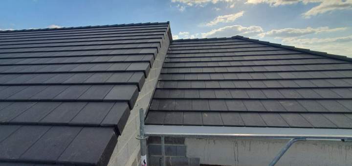 Toiture moderne en tuiles Rodez